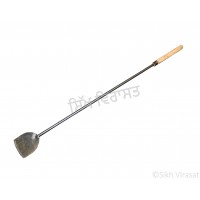 Khurpa (Punjabi: ਖੁਰਪਾ) Spatula or Sipi (Punjabi: ਖੁਰਚਣਾ) Iron (Punjabi: Sarabloh) Size 36 Inches (approx)