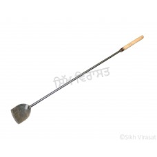 Khurpa (Punjabi: ਖੁਰਪਾ) Spatula or Sipi (Punjabi: ਖੁਰਚਣਾ) Iron (Punjabi: Sarabloh) Size 36 Inches (approx)