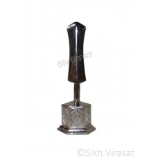 Khanda Religious Punjabi: Khanda Car Dashboard Decor Gift Item